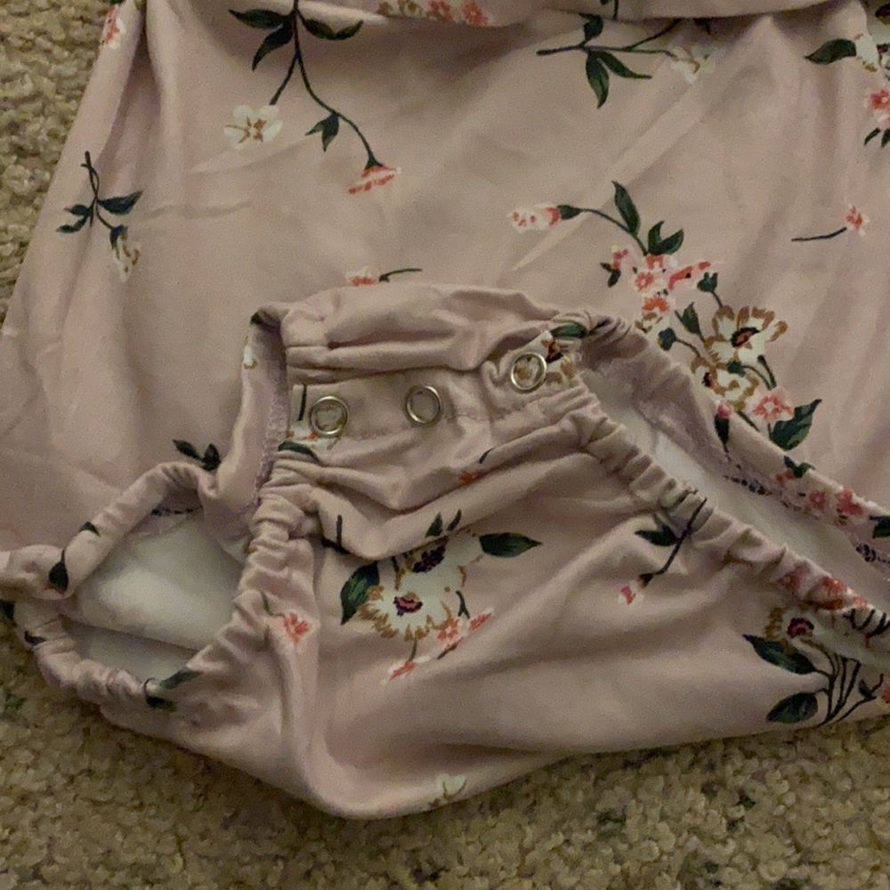 Bailey’s Blossoms onesie - Picture 3 of 4